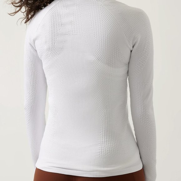 NWT Athleta Flurry Force Insulated Prima Loft Jacket Size Medium In BrightWhite - Picture 10 of 15